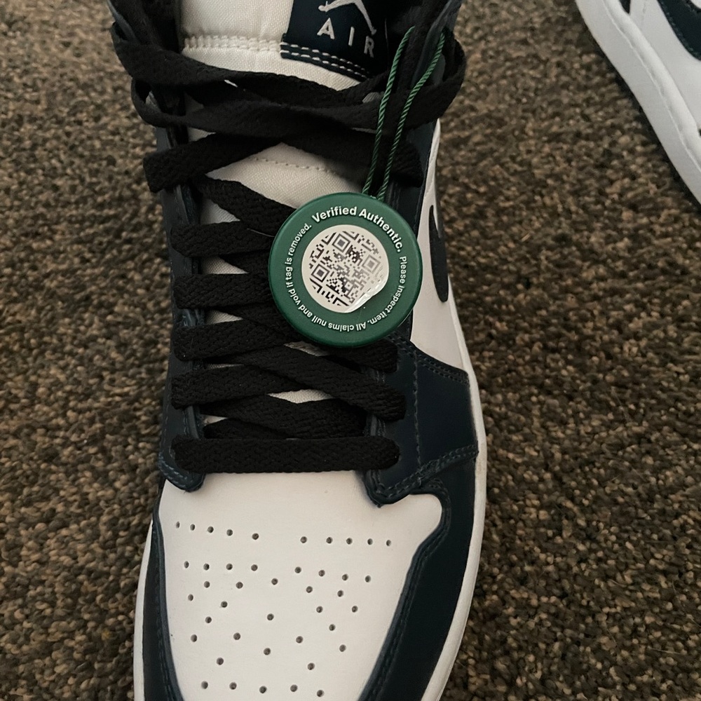 Armory navy Jordan 1s